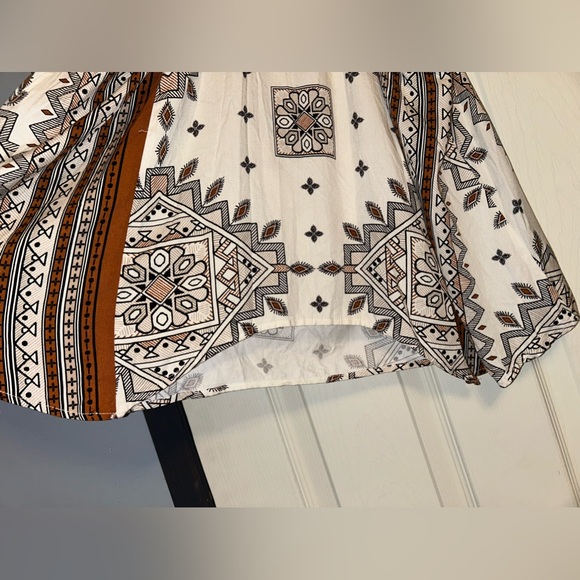 M Girls by Material Girls Sleeveless Boho Top - Picture 10 of 12